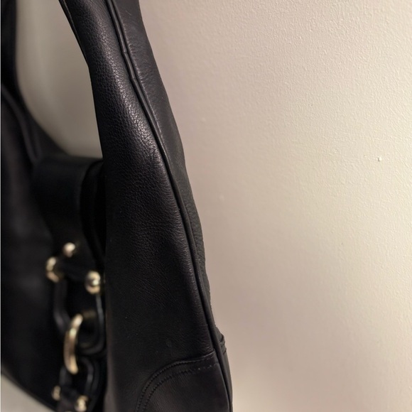 Burberry Hillgate Leather Hobo Bag - Picture 6 of 11